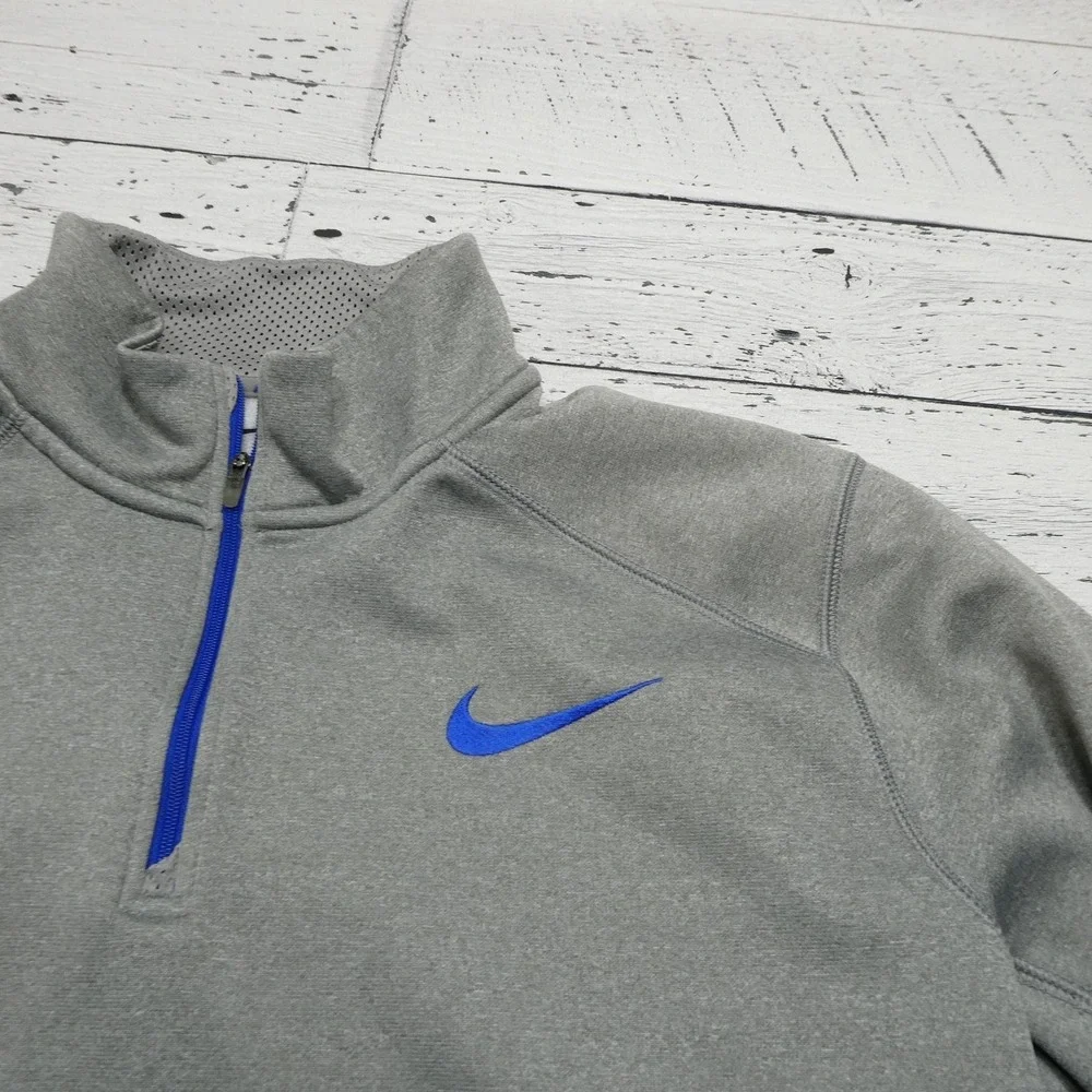 Nike Therma-FIT Sweatshirt Mens Large Gray 1/4 Zip Pullover Blue Swoosh Athletic